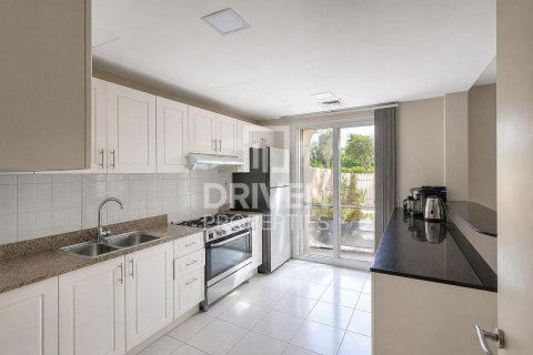 Adosado en The Springs, Dubai, 2 dormitorios, 172.52 m², № 138851 - foto 15