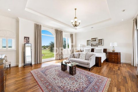 Villa en Sienna Lakes, Jumeirah Golf Estates, Dubai, 5 dormitorios, 817.83 m², № 138842 - foto 5
