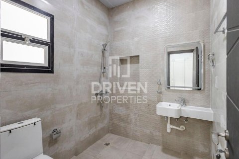 Villa in Nadd Al Sheba, Dubai 5 bedrooms, 1360.01 sq.m. № 138844 - photo 16