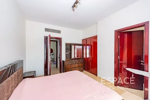 Villa in Arabian Ranches, Dubai 2 bedrooms, 165 sq.m. № 70102 - photo 10