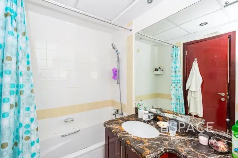 Villa in Arabian Ranches, Dubai 2 bedrooms, 165 sq.m. № 70102 - photo 12