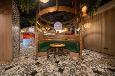 Shop in Business Bay, Dubai 733 sq.m. № 70098 - photo 13