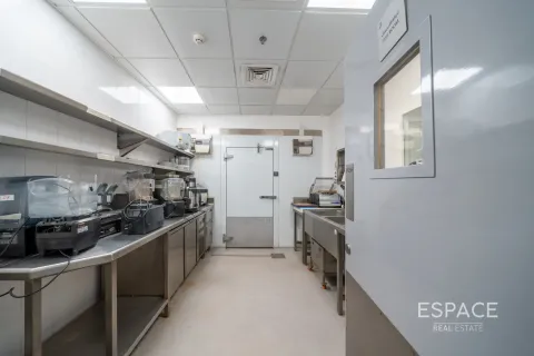 Shop in Business Bay, Dubai 733 sq.m. № 70098 - photo 19