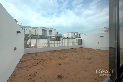 Снять в аренду таунхаус в Al Furjan, Дубай: 4 спальни, 224м², № 70097 - фото 14