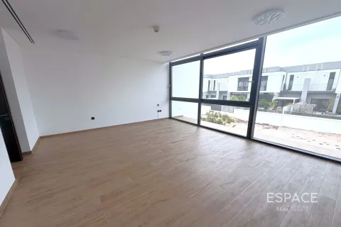 Снять в аренду таунхаус в Al Furjan, Дубай: 4 спальни, 224м², № 70097 - фото 7