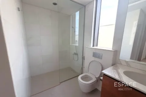 Снять в аренду таунхаус в Al Furjan, Дубай: 4 спальни, 224м², № 70097 - фото 3