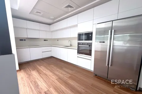 Снять в аренду таунхаус в Al Furjan, Дубай: 4 спальни, 224м², № 70097 - фото 2