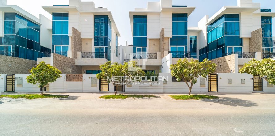 Таунхаус в Джумейра Вилладж Серкл, Дубай, 4 спальни, 487м², № 7558