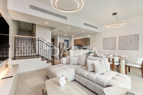 Adosado en Damac Lagoons, Dubai, 3 dormitorios, 144 m², № 105248