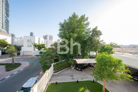 Villa in Al Sufouh, Dubai 5 bedrooms, 912 sq.m. № 21385 - photo 29