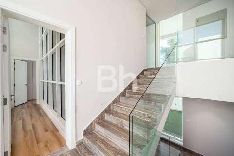 Villa in Al Sufouh, Dubai 5 bedrooms, 912 sq.m. № 21385 - photo 20