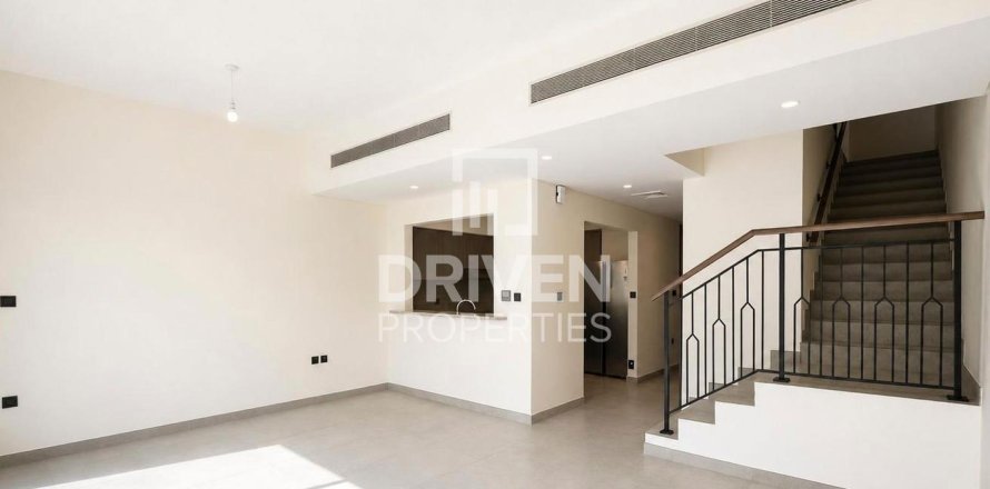 Townhouse in Damac Lagoons, Dubai 4 bedrooms, 144 sq.m. № 142702