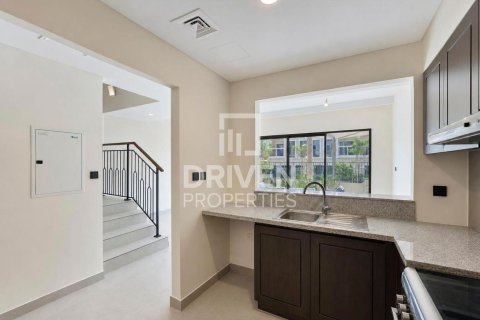 Townhouse in Damac Lagoons, Dubai 4 bedrooms, 144 sq.m. № 142702 - photo 16