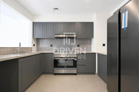 Townhouse in Damac Lagoons, Dubai 4 bedrooms, 144 sq.m. № 142702 - photo 14