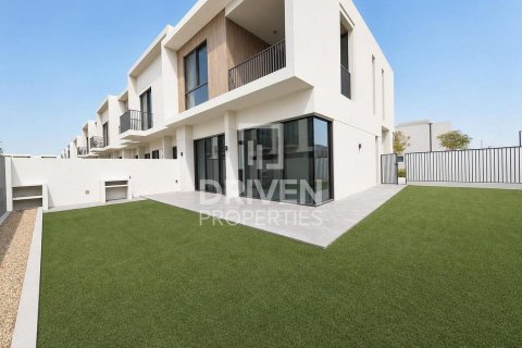 Villa à The Valley, Dubai, 4 chambres, 370.68 m², № 142711