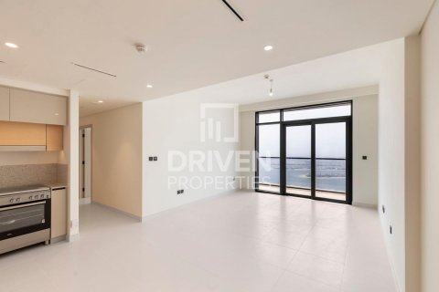 Apartamento en EMAAR Beachfront, Dubai Harbour, Dubai, 3 dormitorios, 149 m², № 66357 - foto 1