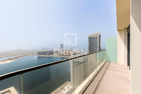 Apartamento en EMAAR Beachfront, Dubai Harbour, Dubai, 3 dormitorios, 149 m², № 66357 - foto 3