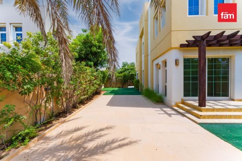 Villa à Dubai, 5 chambres, 656.9 m², № 139139 - photo 5