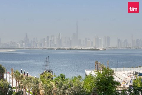 Apartment in Dubai 2 bedrooms, 102.8 sq.m. № 139144 - photo 14