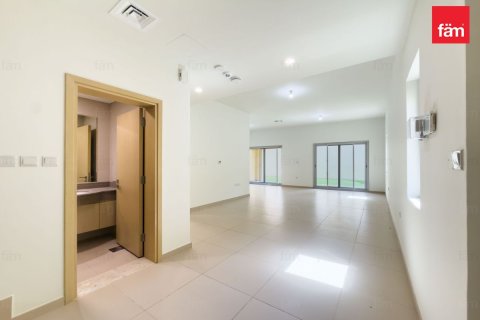 Villa in Dubai 3 bedrooms, 325 sq.m. № 137824 - photo 6