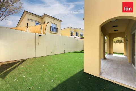 Villa in Dubai 3 bedrooms, 325 sq.m. № 137824 - photo 28