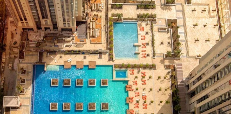 Apartment in Dubai 1 bedroom, 90 sq.m. № 137838