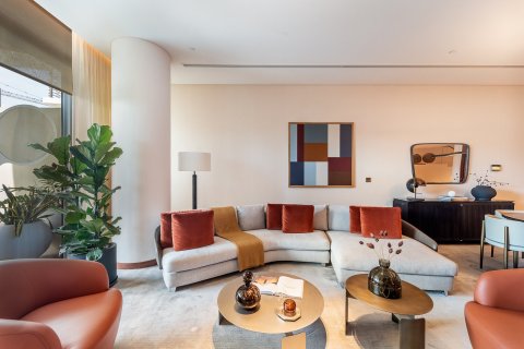 Apartment in Dubai 4 bedrooms, 516 sq.m. № 137832 - photo 12