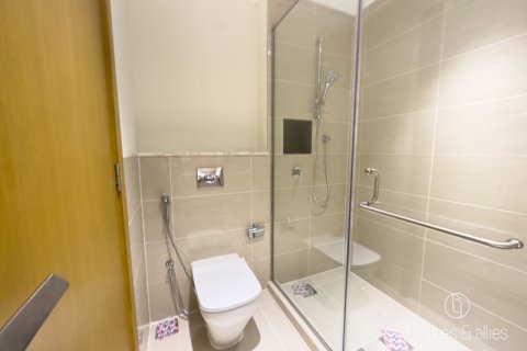 Снять в аренду квартиру в Дубай Хилс Эстейт, Дубай: 3 спальни, 174.1м², № 77166 - фото 18