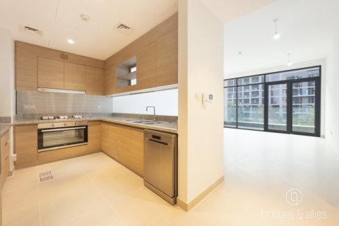 Снять в аренду квартиру в Дубай Хилс Эстейт, Дубай: 3 спальни, 174.1м², № 77166 - фото 4