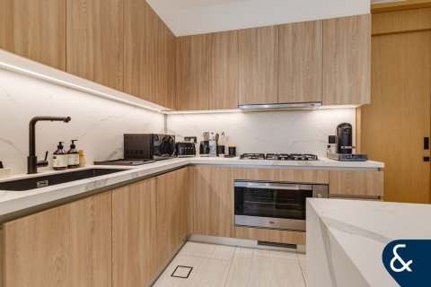 Villa in Jumeirah Village Circle, Dubai 4 bedrooms, 353 sq.m. № 74841 - photo 7