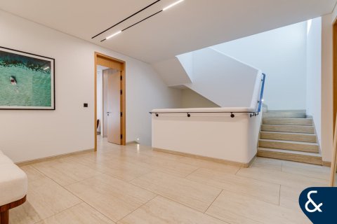 Villa in Jumeirah Village Circle, Dubai 4 bedrooms, 353 sq.m. № 74841 - photo 12