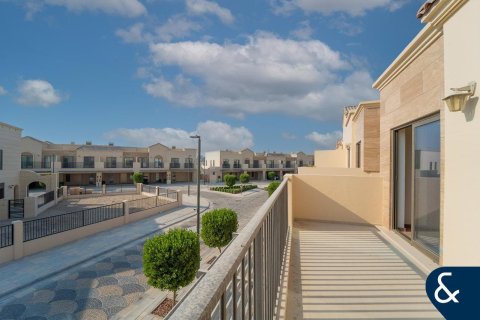 Townhouse in Jumeirah Golf Estates, Dubai 3 bedrooms, 195 sq.m. № 74843 - photo 13