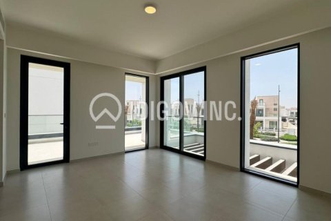 Снять в аренду виллу в Arabian Ranches 3, Дубай: 4 спальни, 505м², № 85329 - фото 4