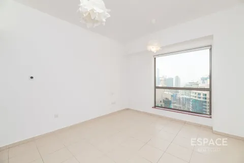 Снять в аренду квартиру в Джумейра Бич Резиденс, Дубай: 3 спальни, 178м², № 71377 - фото 9