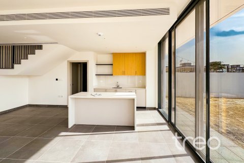 Villa en Arabian Ranches 3, Dubai, 5 dormitorios, 317.73 m², № 134568 - foto 9