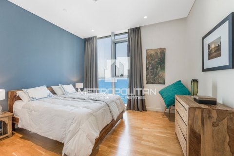 Apartment in Bluewaters Residences, Bluewaters, Dubai 3 bedrooms, 188 sq.m. № 5066 - photo 11