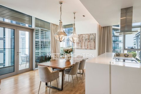 Apartment in Bluewaters Residences, Bluewaters, Dubai 3 bedrooms, 188 sq.m. № 5066 - photo 2