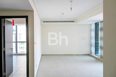 Apartment in Jumeirah Lake Towers, Dubai 2 bedrooms, 82 sq.m. № 56619 - photo 1