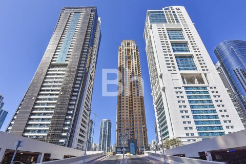 Apartment in Jumeirah Lake Towers, Dubai 2 bedrooms, 82 sq.m. № 56619 - photo 2