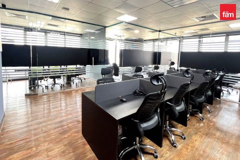 Oficina en Business Bay, Dubai, 101.9 m², № 134812