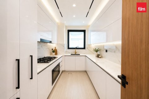 Apartment in Dubai 2 bedrooms, 163.6 sq.m. № 134796 - photo 9