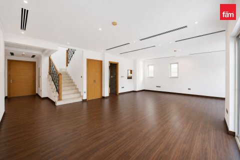 Villa à Jumeirah Park, Dubai, 4 chambres, 524.9 m², № 134811 - photo 2