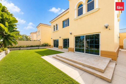 Вилла в Jumeirah Park, Дубай, 4 спальни, 524.9м², № 134811