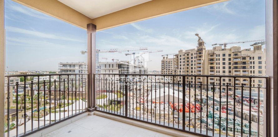 Apartment in Madinat Jumeirah Living, Umm Suqeim, Dubai 2 bedrooms, 120 sq.m. № 72750