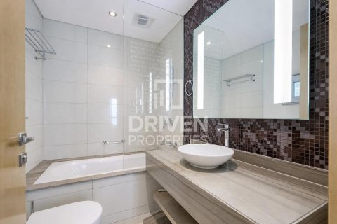 Apartment in DAMAC Towers by Paramount, Business Bay, Dubai 2 bedrooms, 129.51 sq.m. № 138435 - photo 25