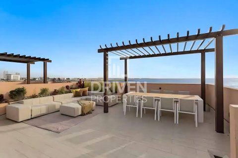 Villa in Jumeirah, Dubai 5 bedrooms, 791.53 sq.m. № 138433 - photo 29