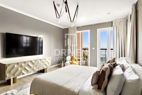 Villa in Jumeirah, Dubai 5 bedrooms, 791.53 sq.m. № 138433 - photo 12
