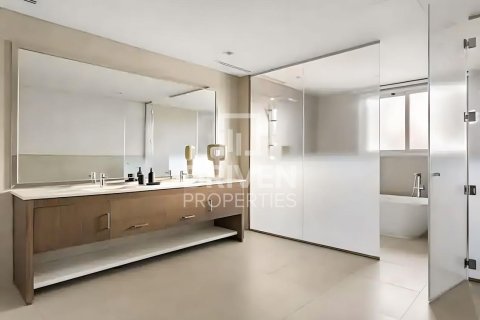 Villa in Jumeirah, Dubai 5 bedrooms, 791.53 sq.m. № 138433 - photo 23