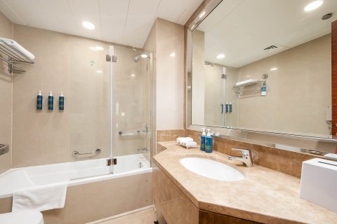 Apartment in Sheikh Zayed Road, Dubai studio, 59.18 sq.m. № 138920 - photo 8