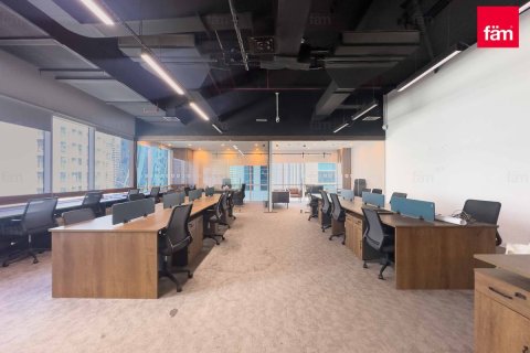 Bureau à Business Bay, Dubai, 392.9 m², № 84798